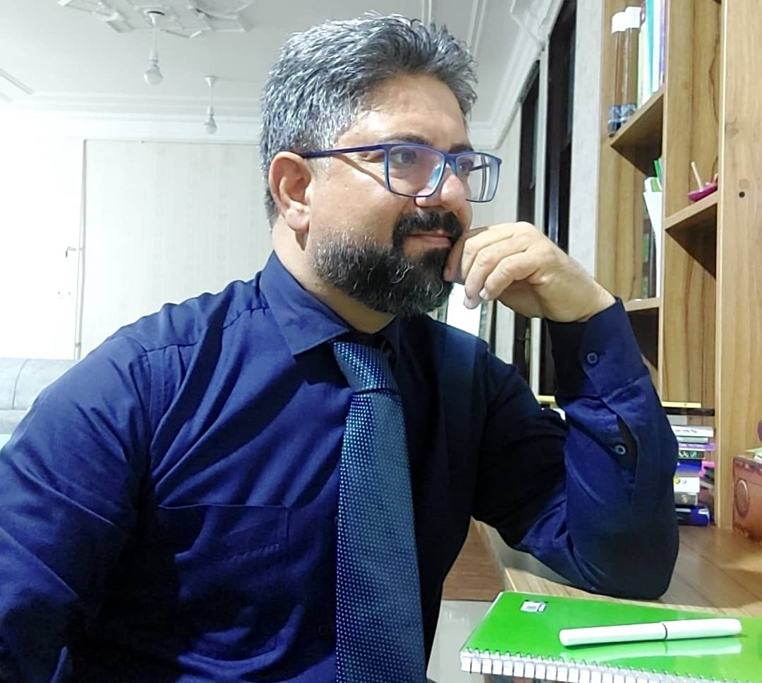 مجتبا قصه گو